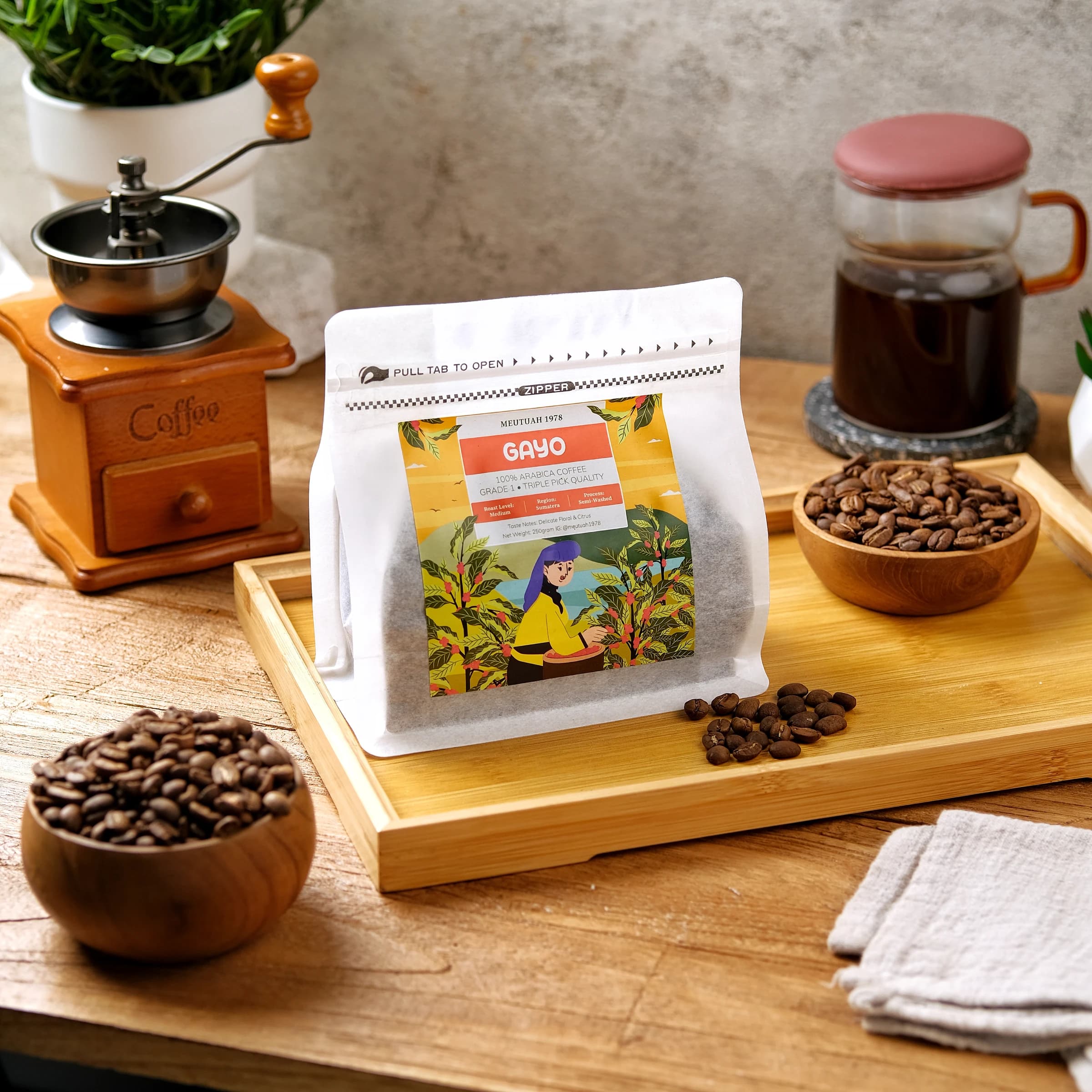 Foto portofolio bright wood - meutuah 1978 untuk bisnis F&B
